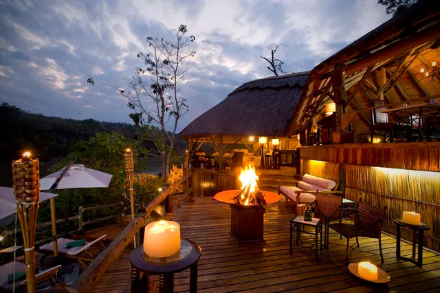 Serena Mivumo River Lodge