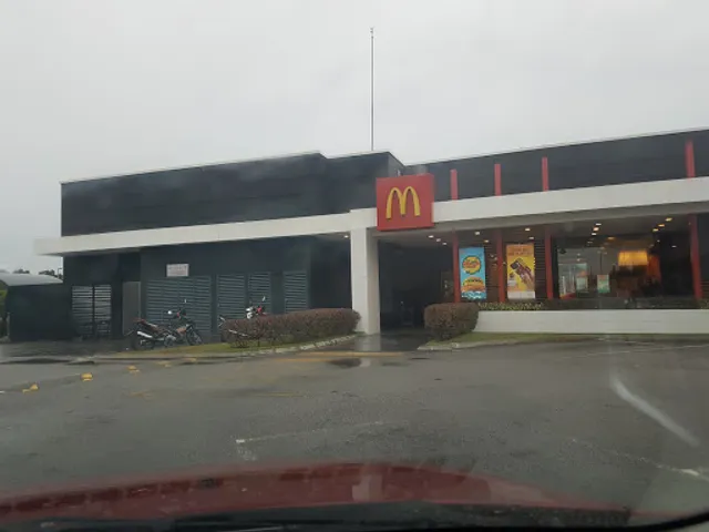 McDonald's Seri Iskandar DT