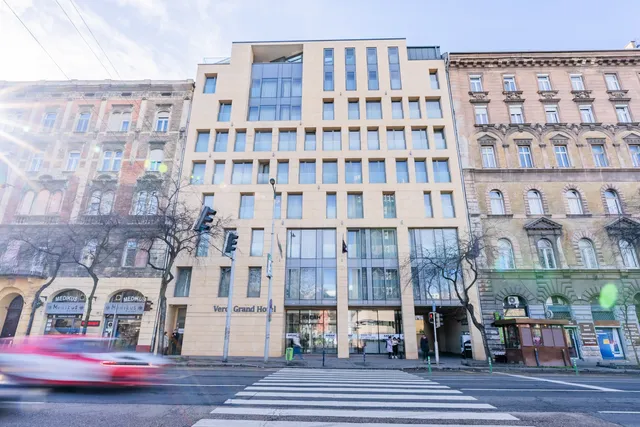 AKEAH Verdi Budapest