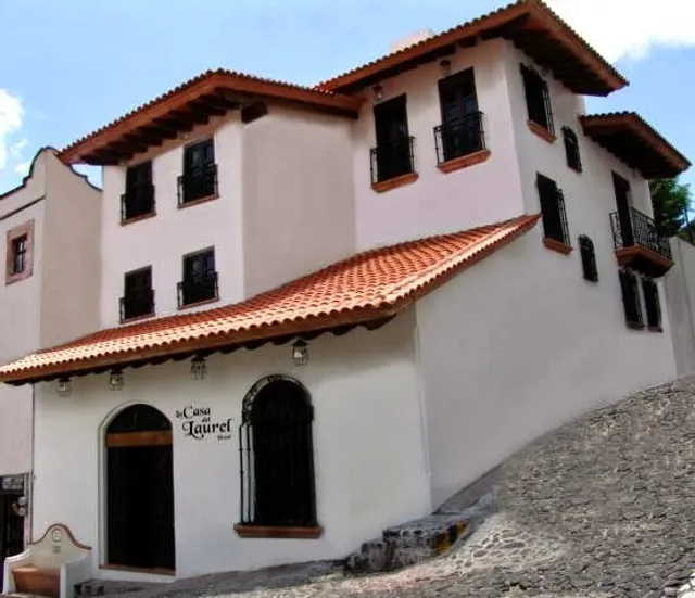 La Casa Del Laurel