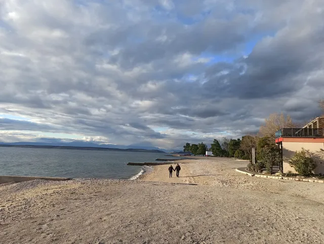 Sandy Beach Apartments