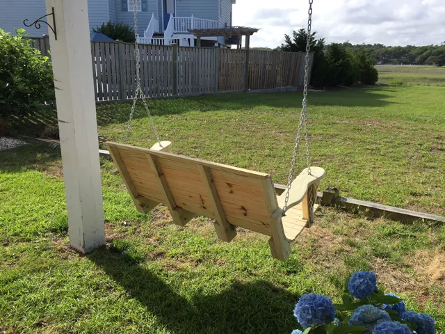 Beamon's Swings & Things