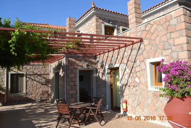 Molivos Castle Apartments