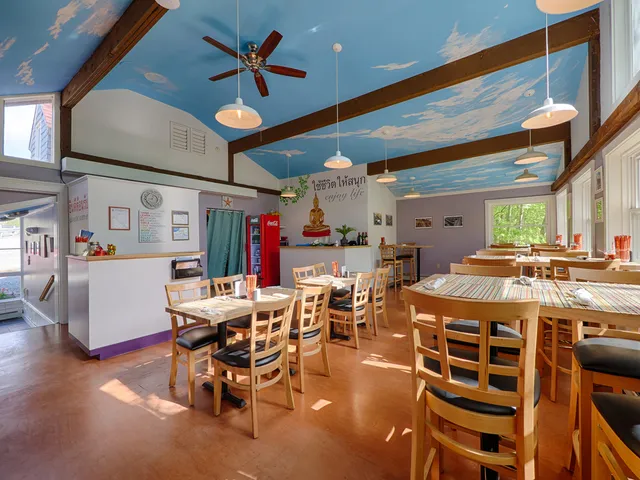 Siam Sky Thai and Sushi