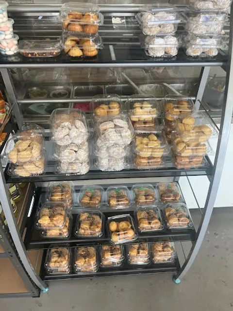 Lazizz Lebanese Bakery