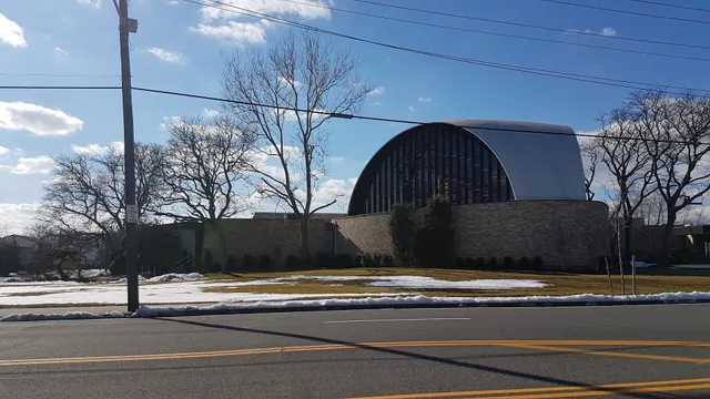 The Sephardic Temple of Cedarhurst