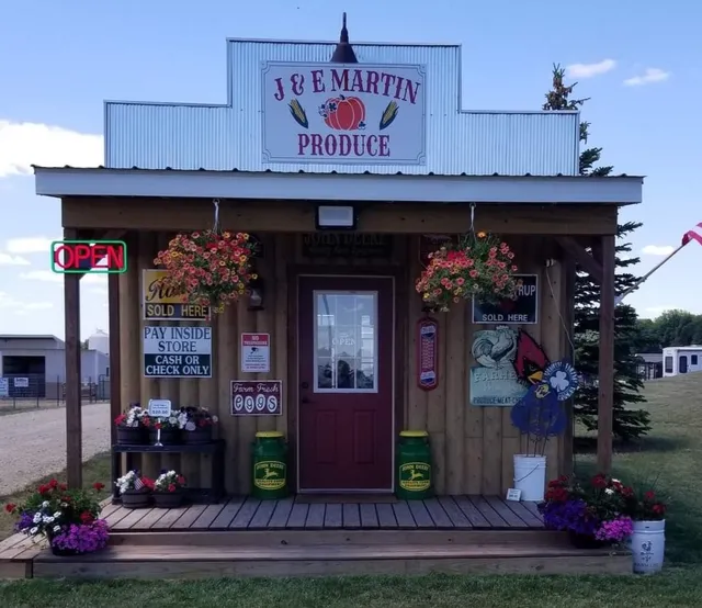 J & E Martin Produce
