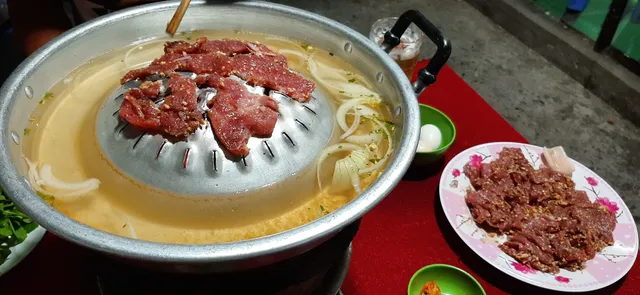 Quán Bò leo núi Sơn Tùng