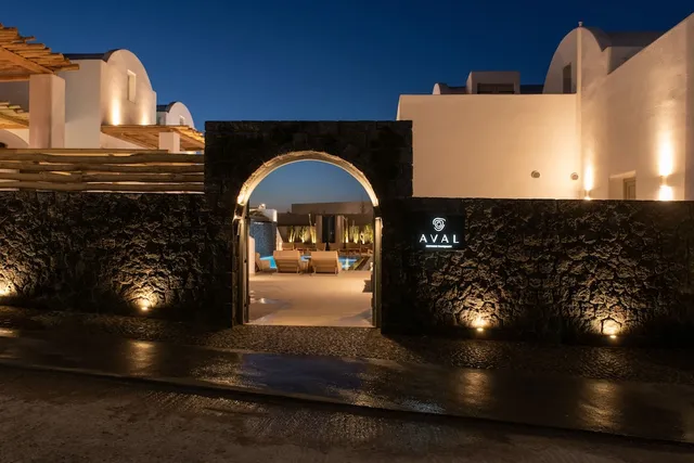 AVAL All Suite Hotel