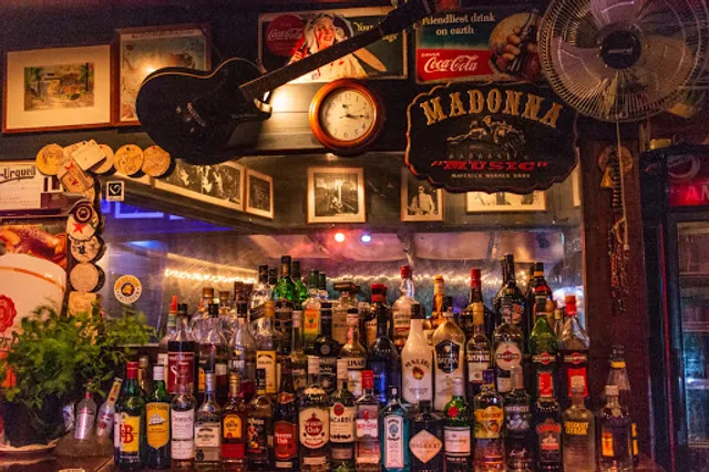 Cantina, Rock & Blues Pub