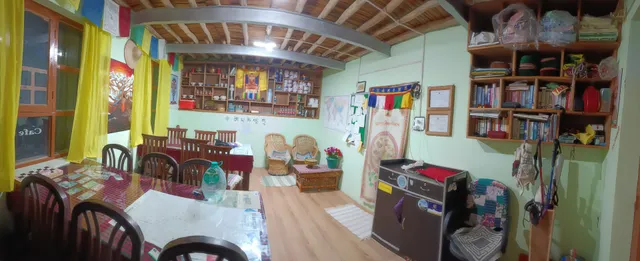 Manirang Cafe and Homestay