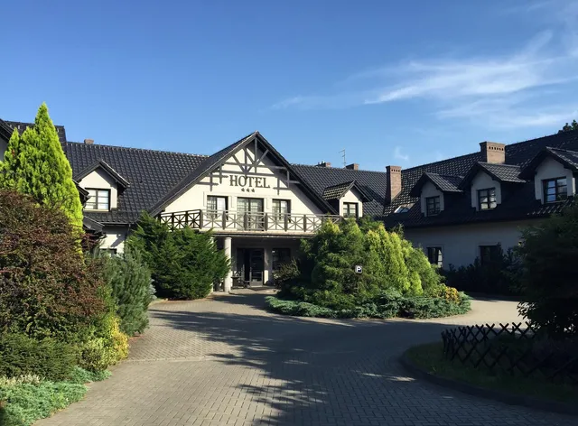 DOM SENIORA KRAKÓW - DOM SENIORA KONTRAST