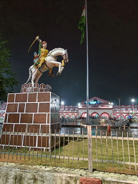 Retiring Room - Virangana Lakshmibai Jhansi Railway station
