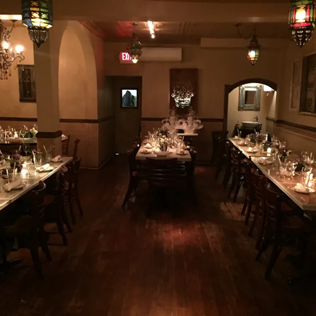 Tavlin Kosher Bistro