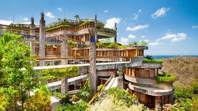 Jade Mountain Resort