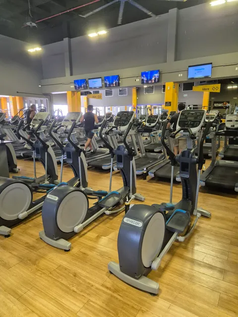 SmartFit Gym - Centro Maya Mall