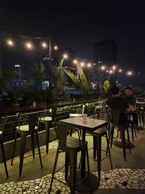 Roof Top at La Boheme