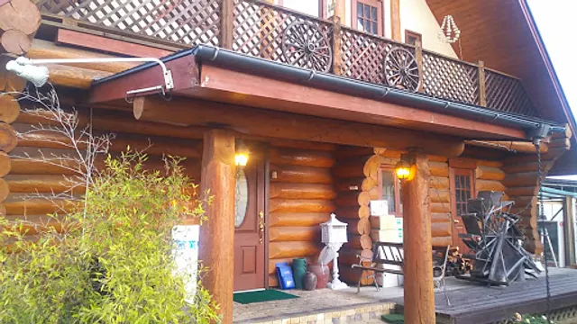 Log Cabin