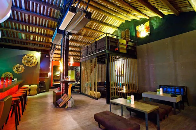 NEST Restaurant & Bar