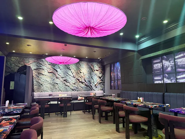 Tomodachi Asian Street Food Restaurant