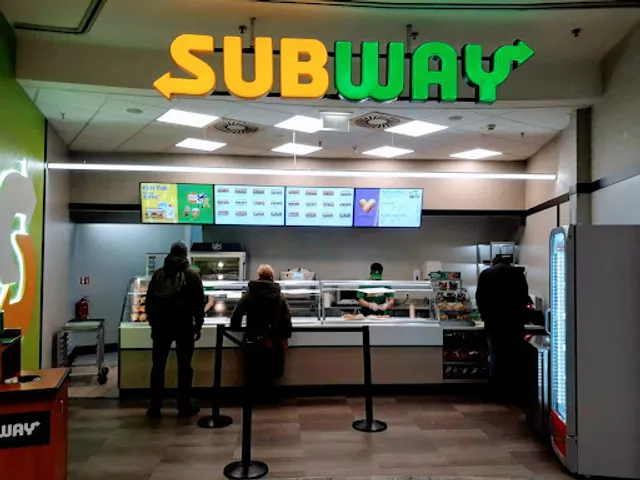 Subway Restaurant