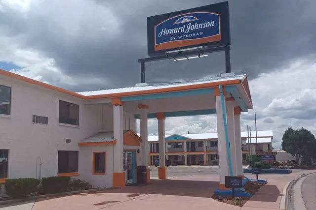 Howard Johnson by Wyndham