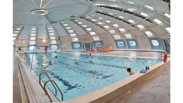 Municipal swimming pool Bonneveine