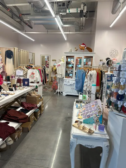 Pink & Navy Boutique