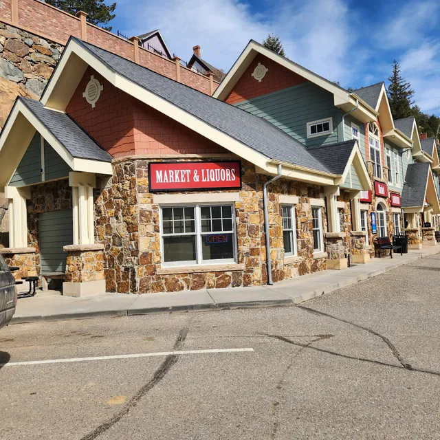 Peak to Peak Market & Liquors