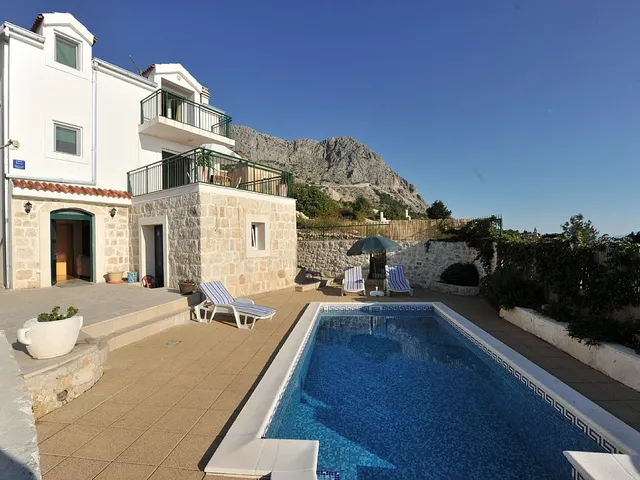 Makarska Riviera Villas