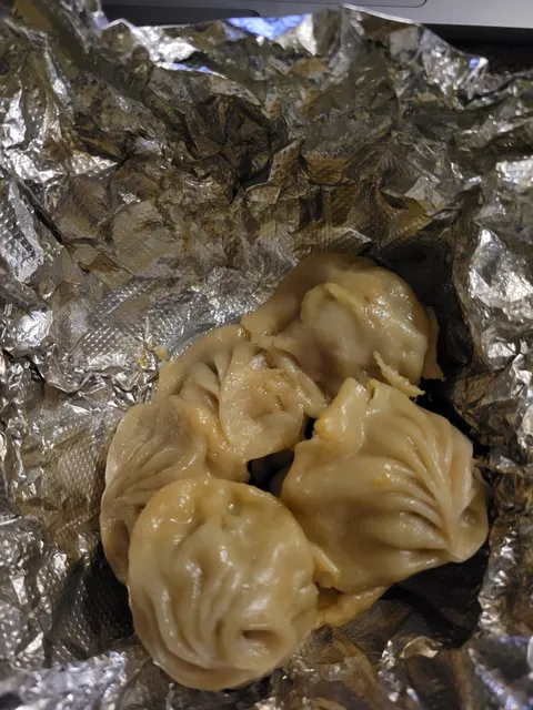 Momo King- Mountain View