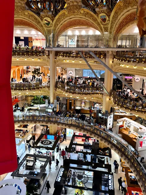 Galeries Lafayette Homme