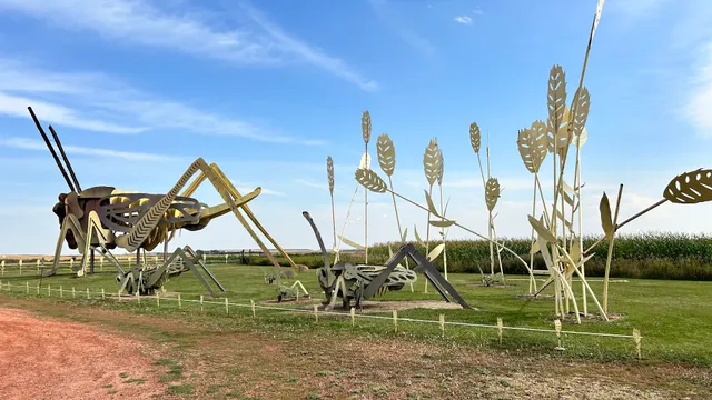 Enchanted Highway - Grasshoppers