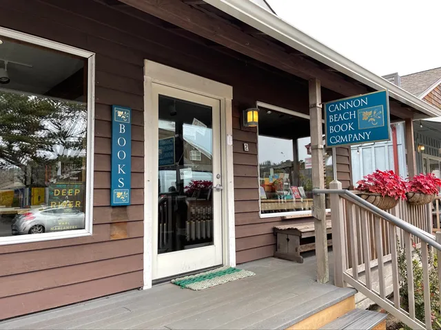 Cannon Beach Book Co
