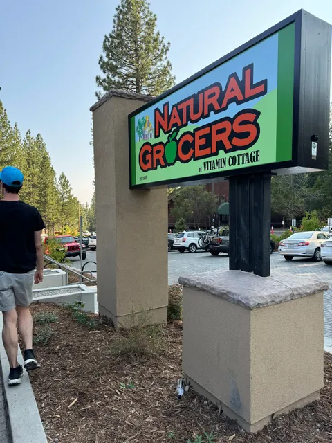 Natural Grocers
