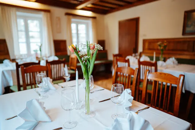 Gasthof Hartl, vlg. Zum Wirt & Hartl Stadl