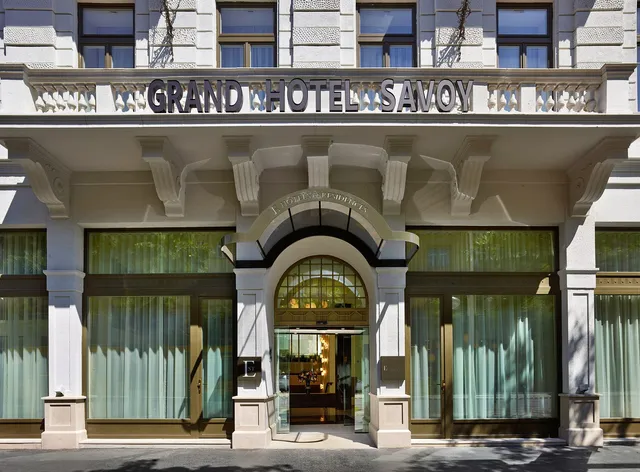 EST Grand Hotel Savoy Budapest