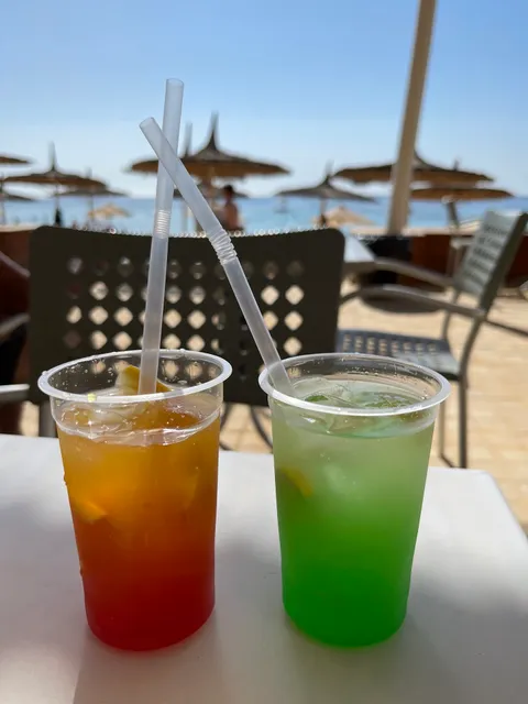 Reef Oasis beach bar