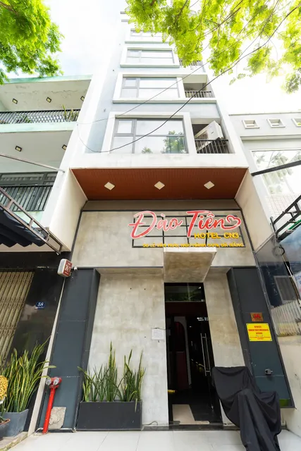 Đào Tiên Hotel - 56 Lê Văn Hưu