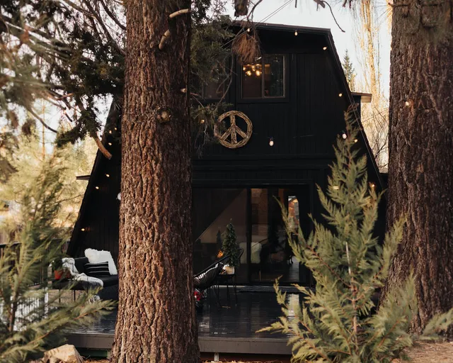 Midnight Moon Cabins