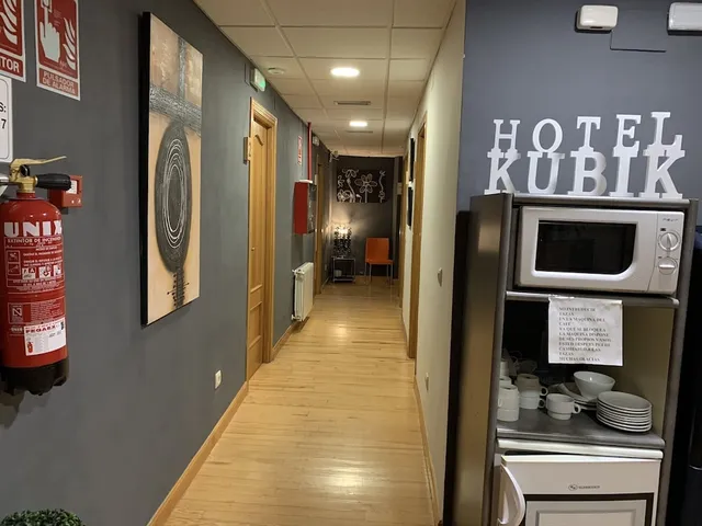 KubiK HOTEL