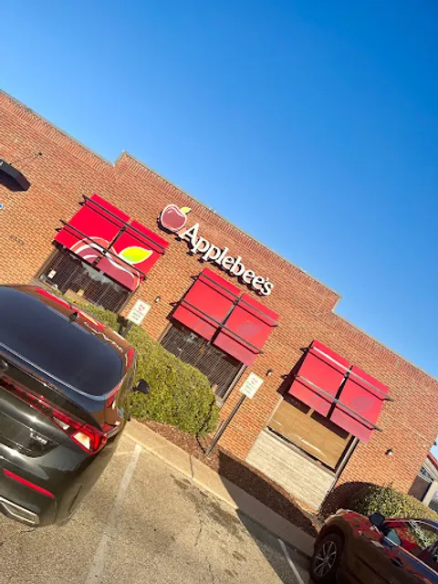 Applebee's Grill + Bar