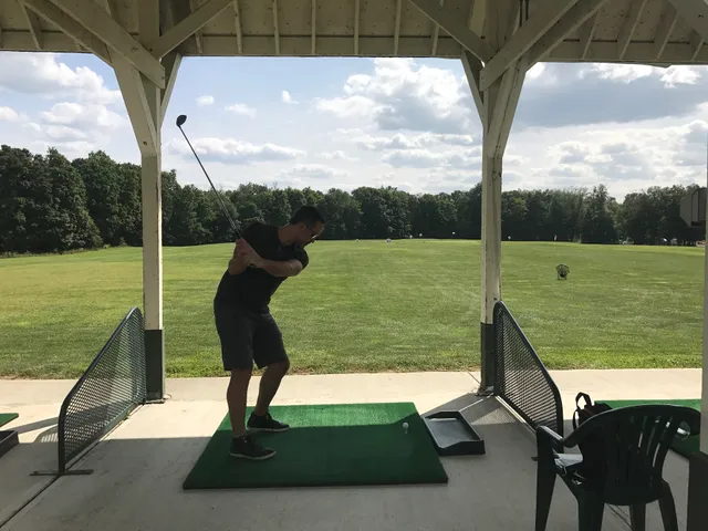 Par Fore Golf Center