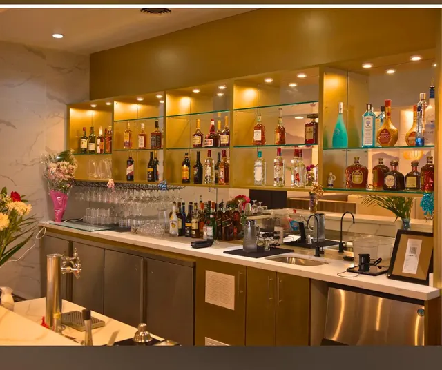 Mezbaan Bar & Kitchen