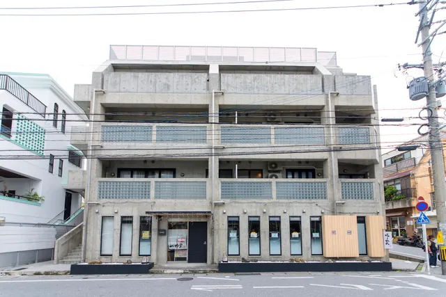 Secret House MAKISHI