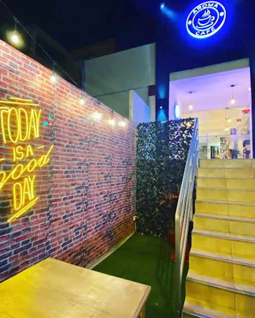 Aroma Café