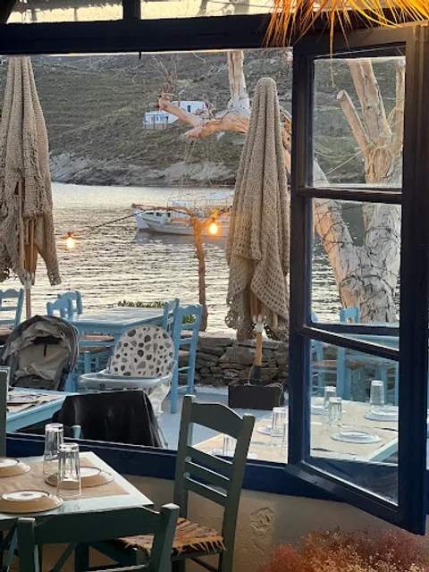 Arodou Seafood Taverna