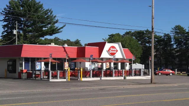 Dairy Queen Grill & Chill