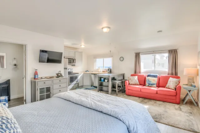 Whale Inn of Depoe Bay