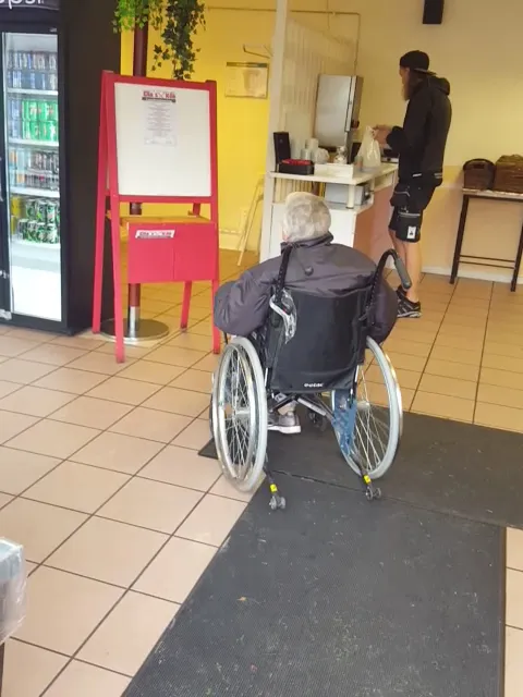 Ellas Kök Lunchrestaurang & Pizzeria